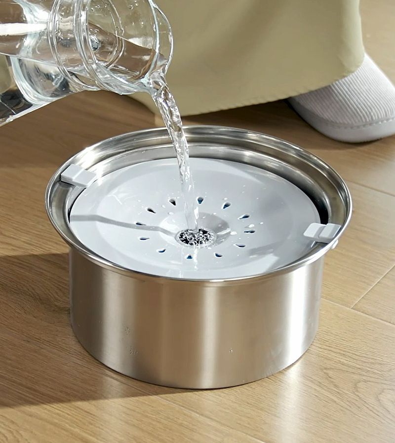Stainless Steel Floating Pet Water Bowl - 4L Splash Proof Cat Dog Bowl with Filter - No Spill Anti-Wet Chin Drinking Bowl for Pets